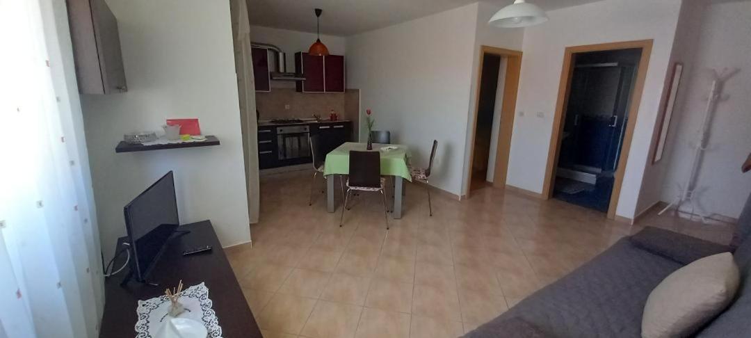 Apartments Buzleta II 파자나 외부 사진