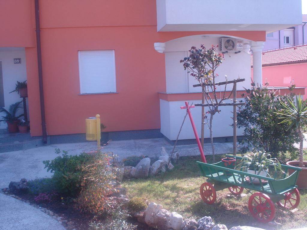 Apartments Buzleta II 파자나 외부 사진